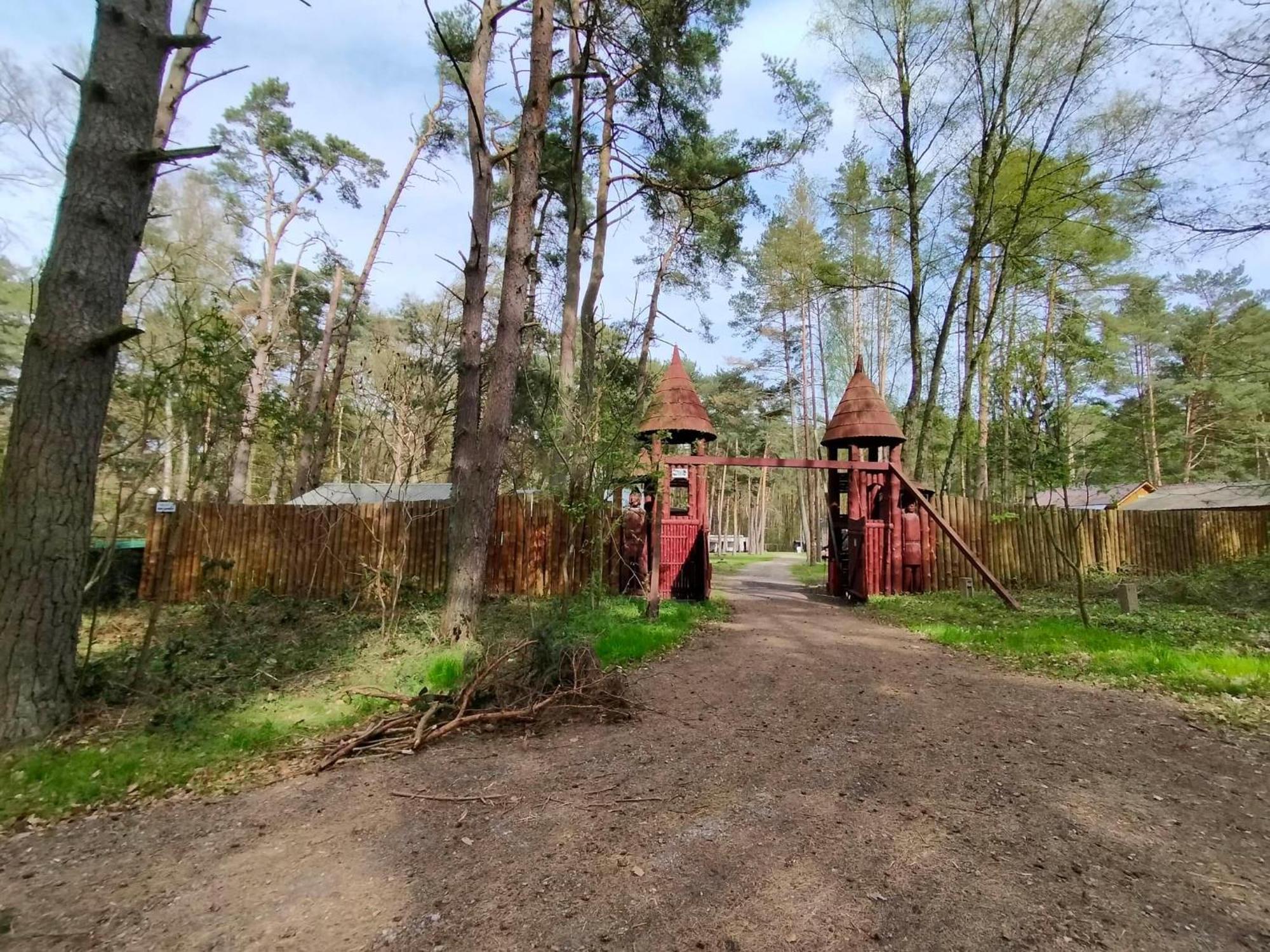 Osrodek Wypoczynkowy Skrzat Villa Pobierowo Exterior foto